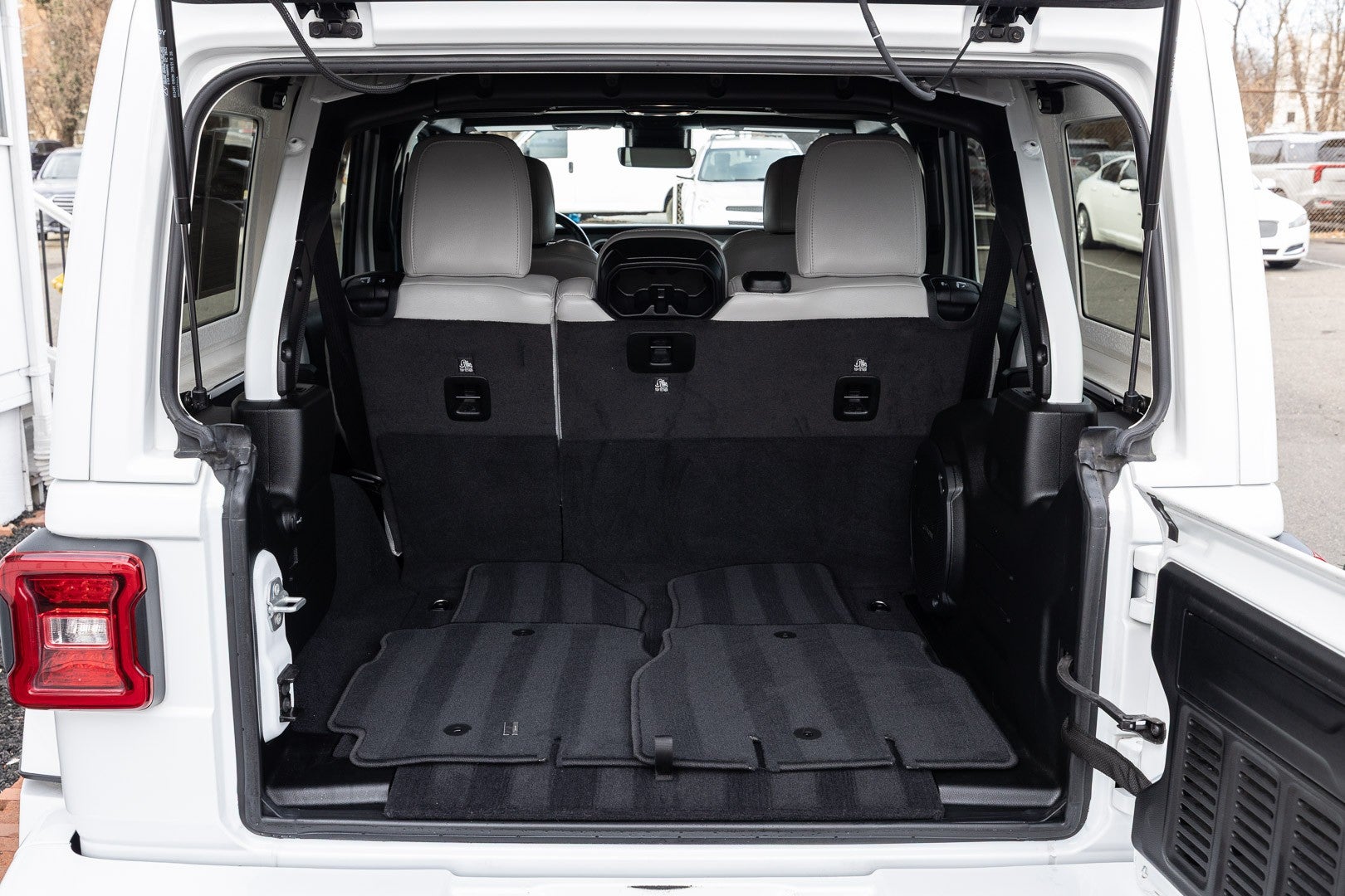 2021 Jeep Wrangler Unlimited Sahara High Altitude