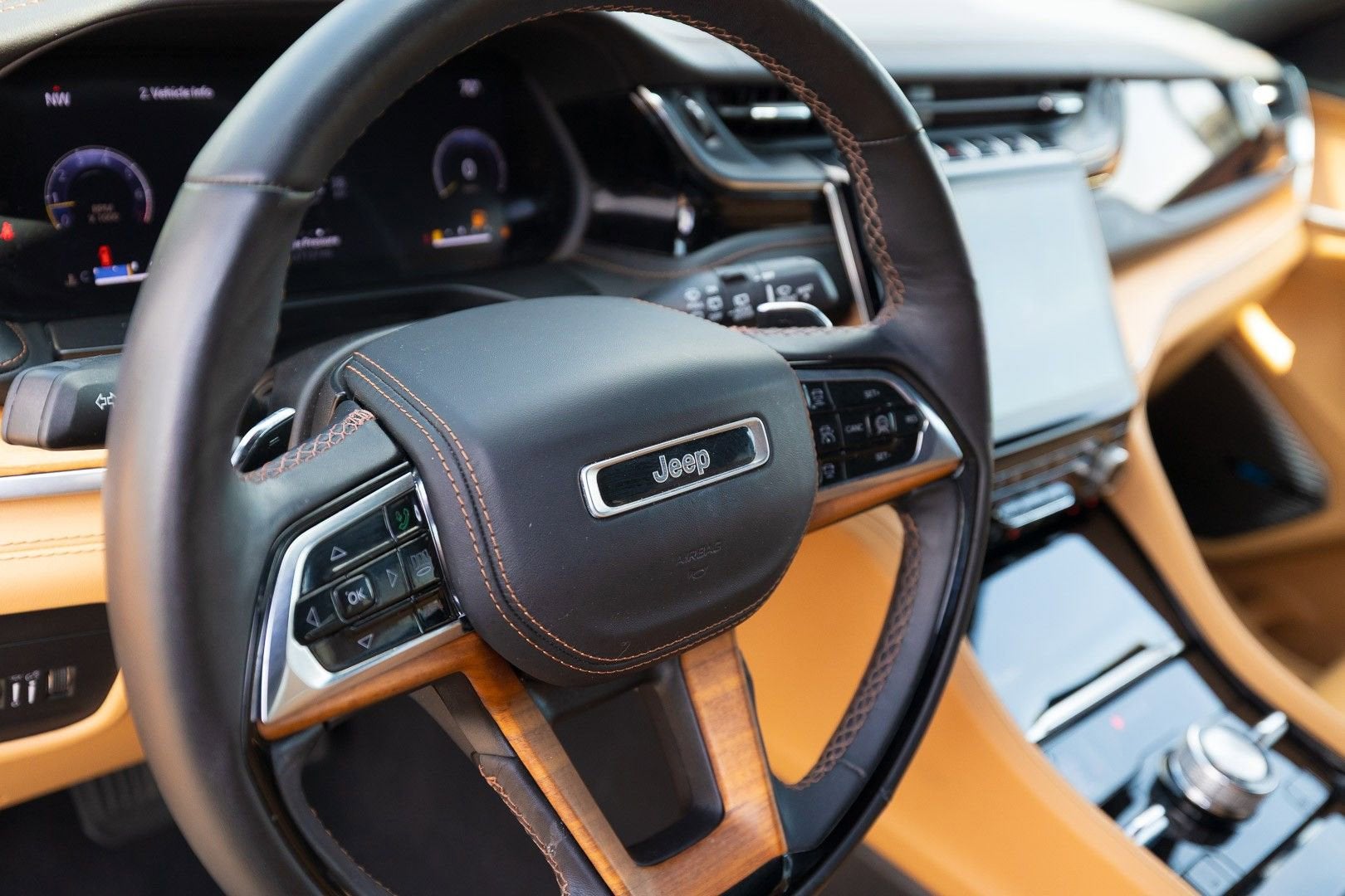 2023 Jeep Grand Cherokee L Summit Reserve
