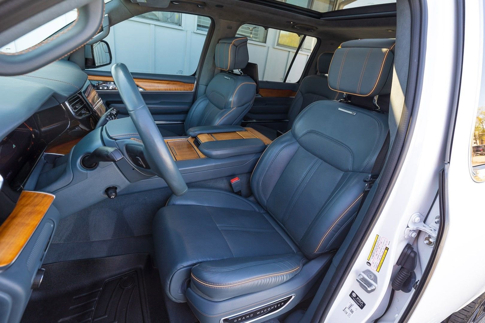 2022 Jeep Grand Wagoneer Series II
