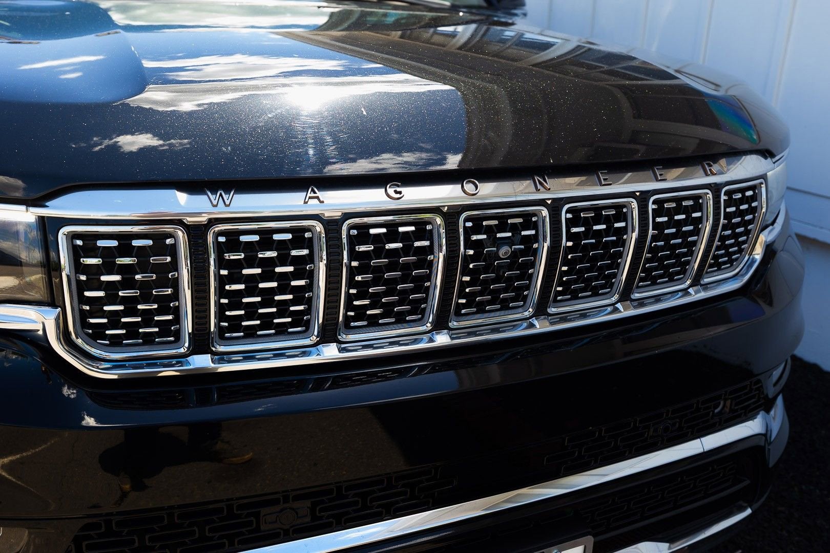 2022 Jeep Grand Wagoneer Series III