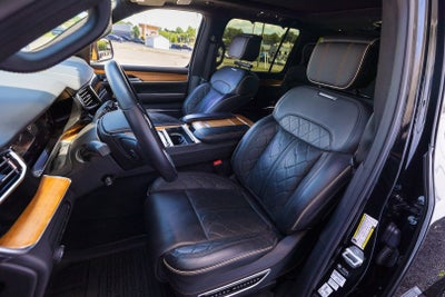 2022 Jeep Grand Wagoneer Series III