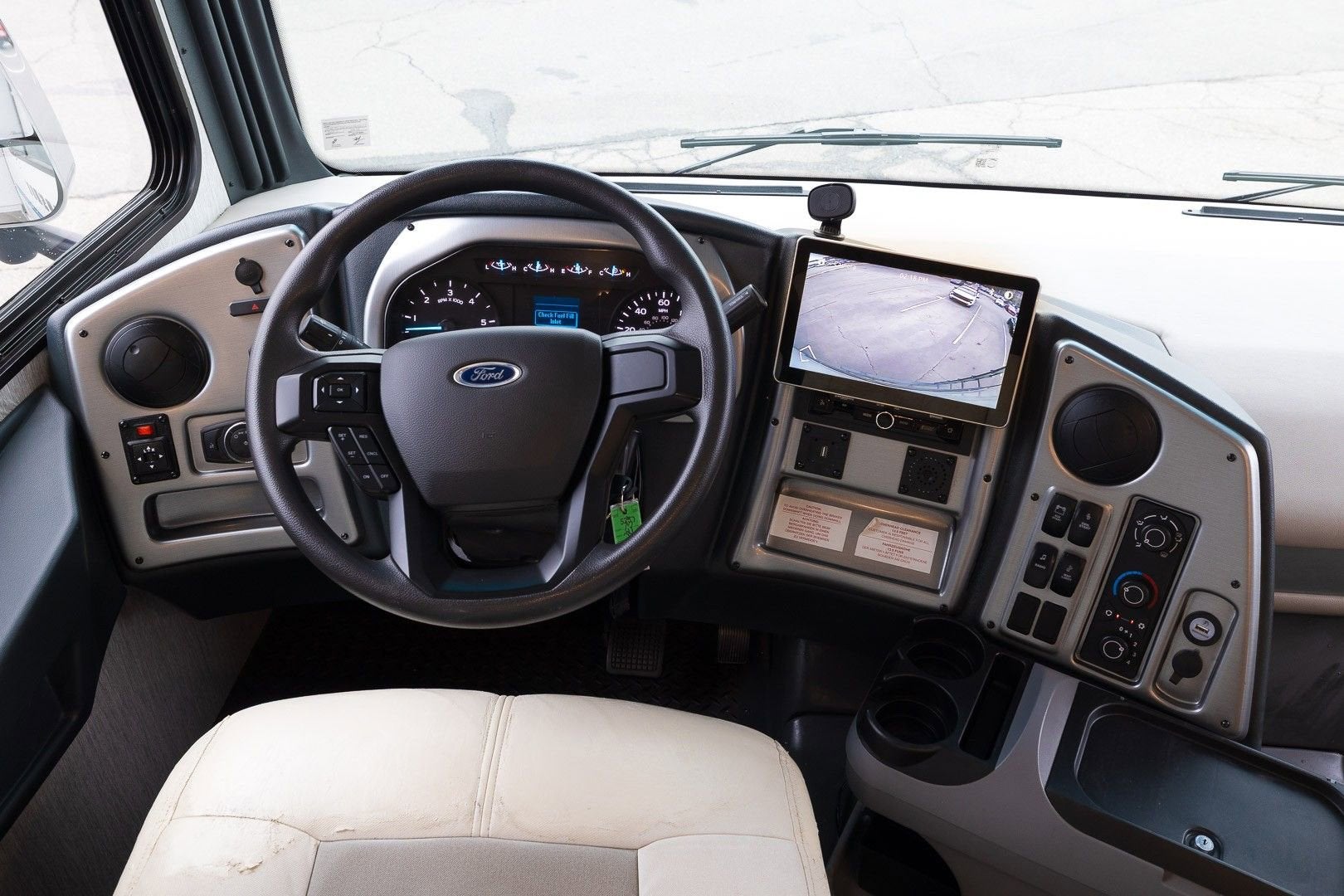 2021 Ford F-53 Motorhome Stripped C F53 MOTORHM STRIP