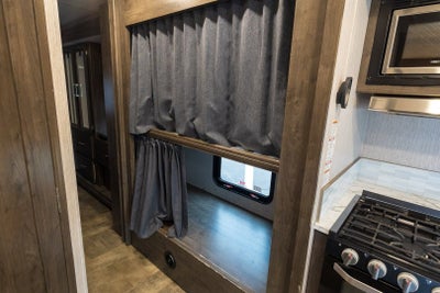 2021 Ford F-53 Motorhome Stripped C F53 MOTORHM STRIP