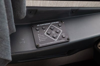 2021 Ford F-53 Motorhome Stripped C F53 MOTORHM STRIP