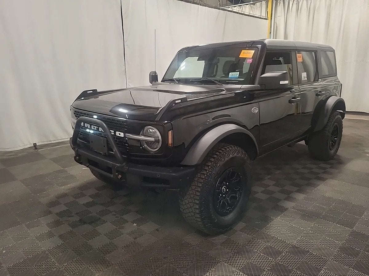 2023 Ford Bronco Base