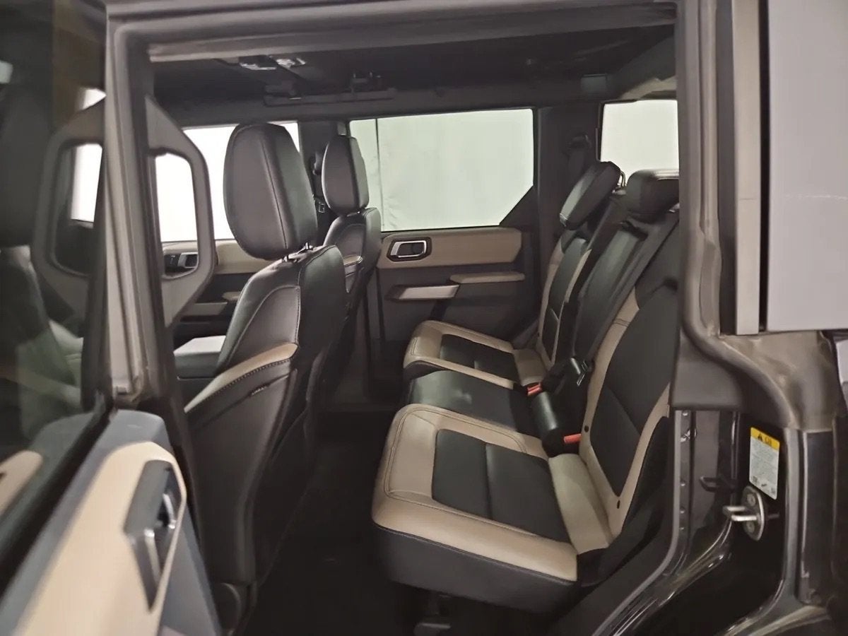 2023 Ford Bronco Base