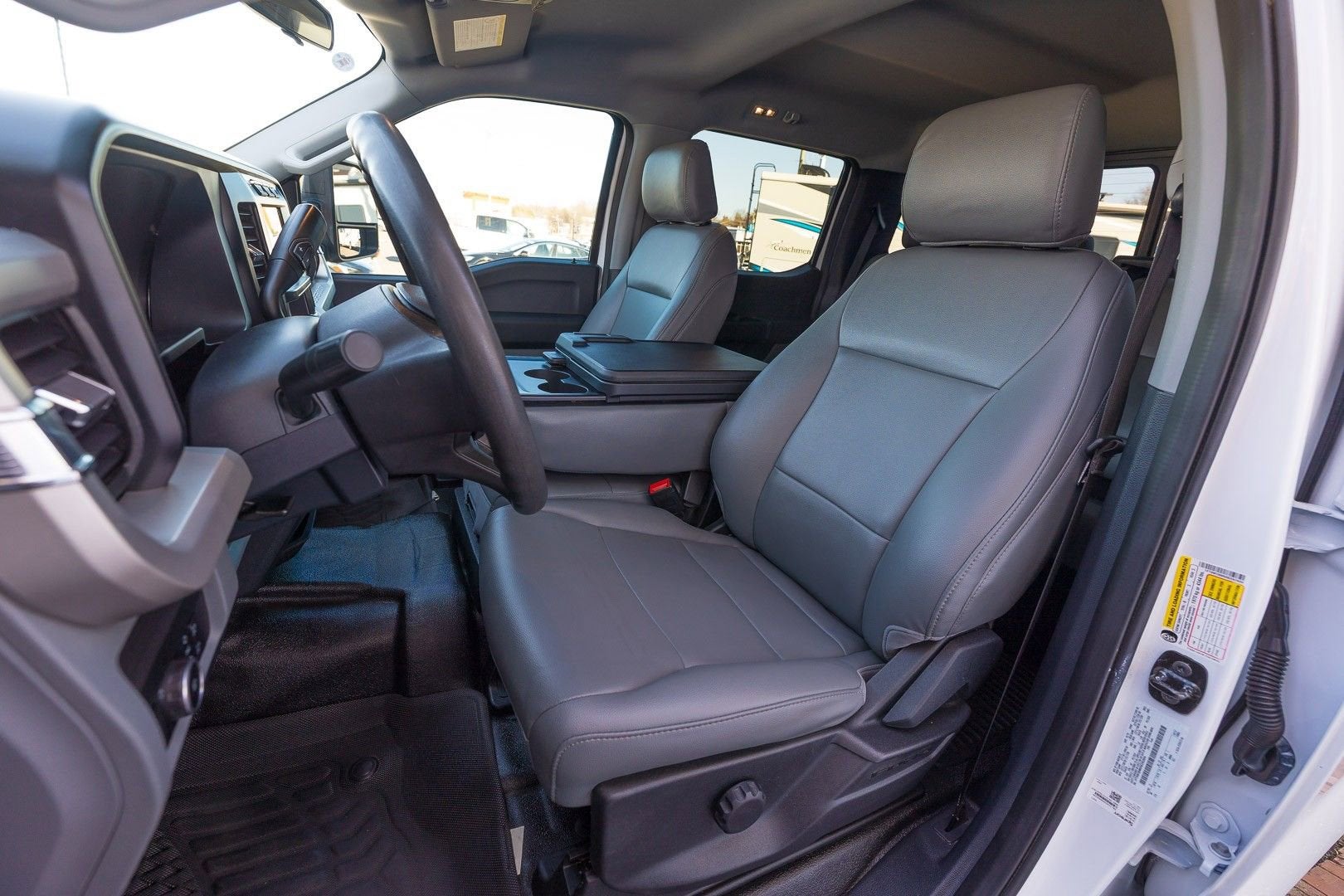 2024 Ford Super Duty F-350 SRW XL