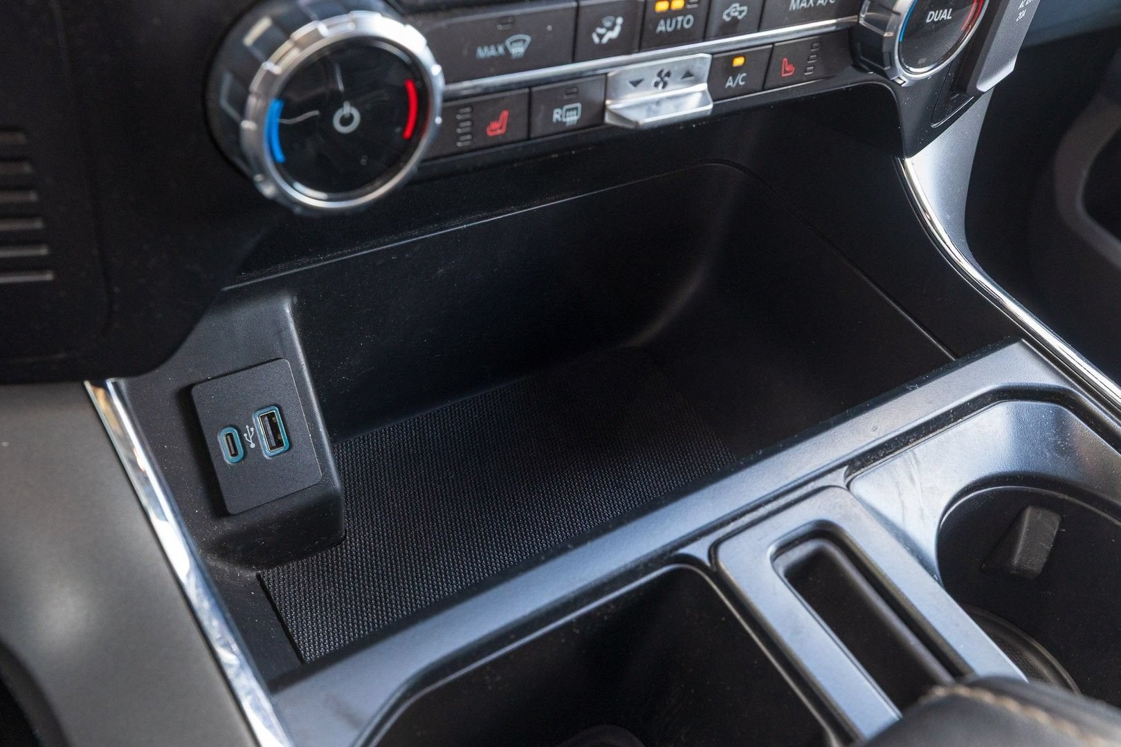 2023 Ford F-150 Lightning Pro
