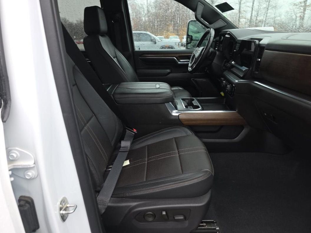 2024 Chevrolet Silverado 3500 HD High Country DRW