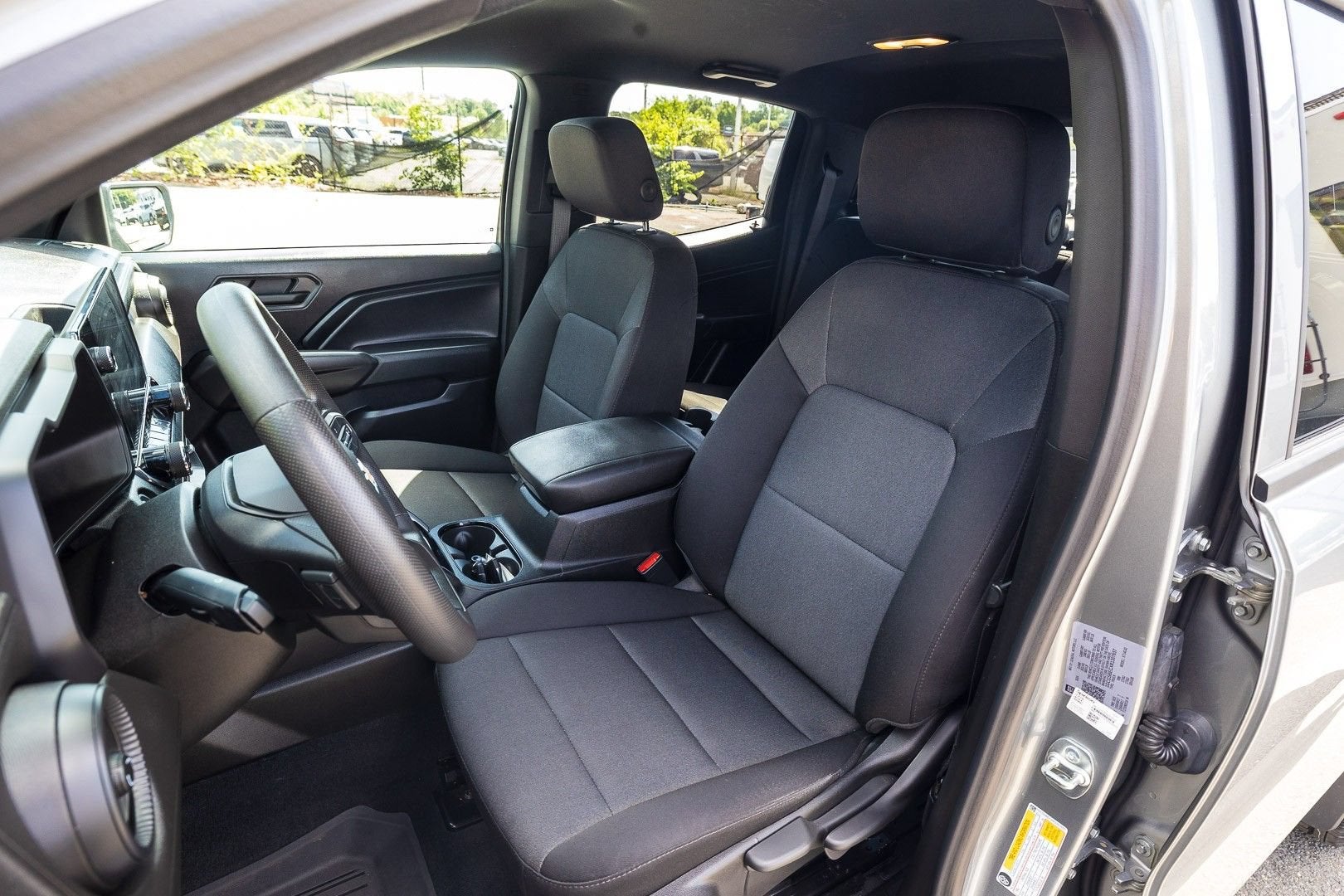 2024 Chevrolet Colorado WT