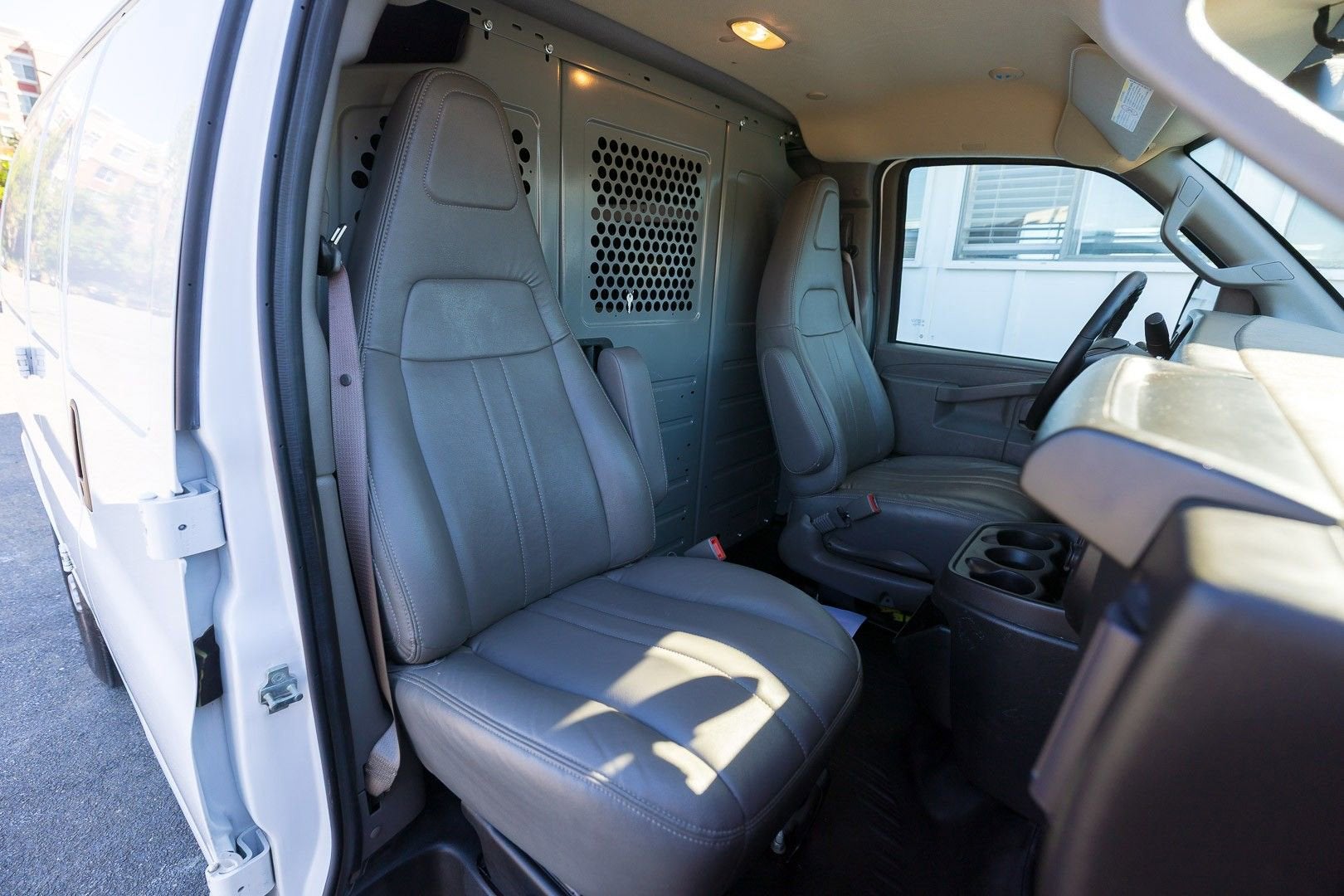 2023 Chevrolet Express Cargo 2500 WT