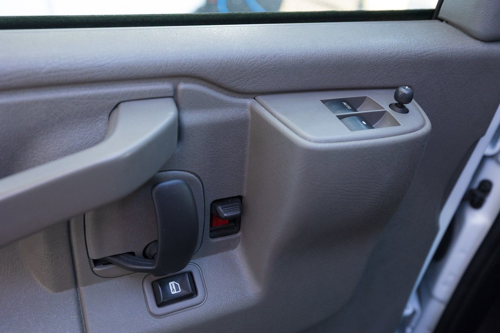 2023 Chevrolet Express Cargo 2500 WT