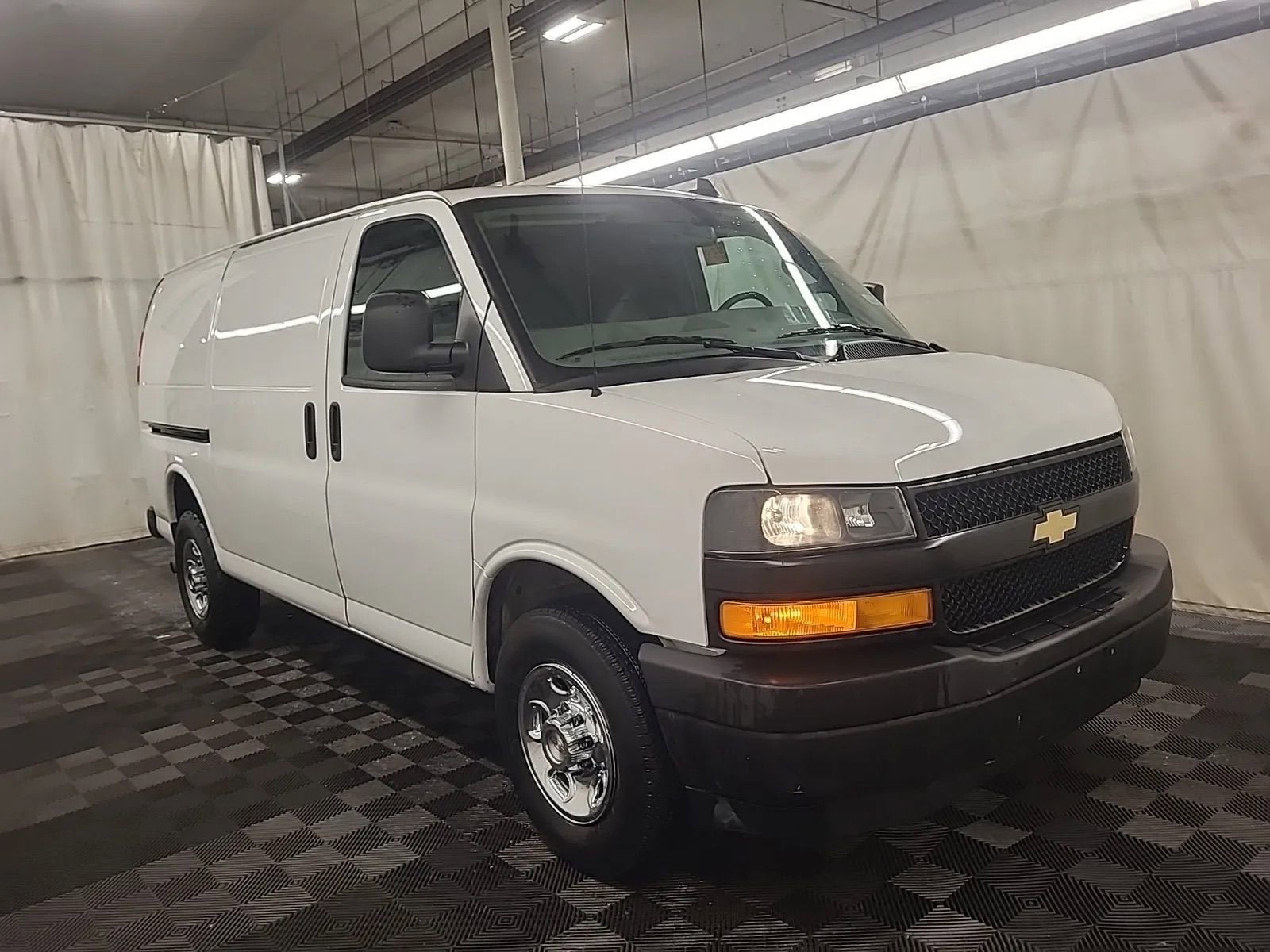 2023 Chevrolet Express Cargo 2500 WT