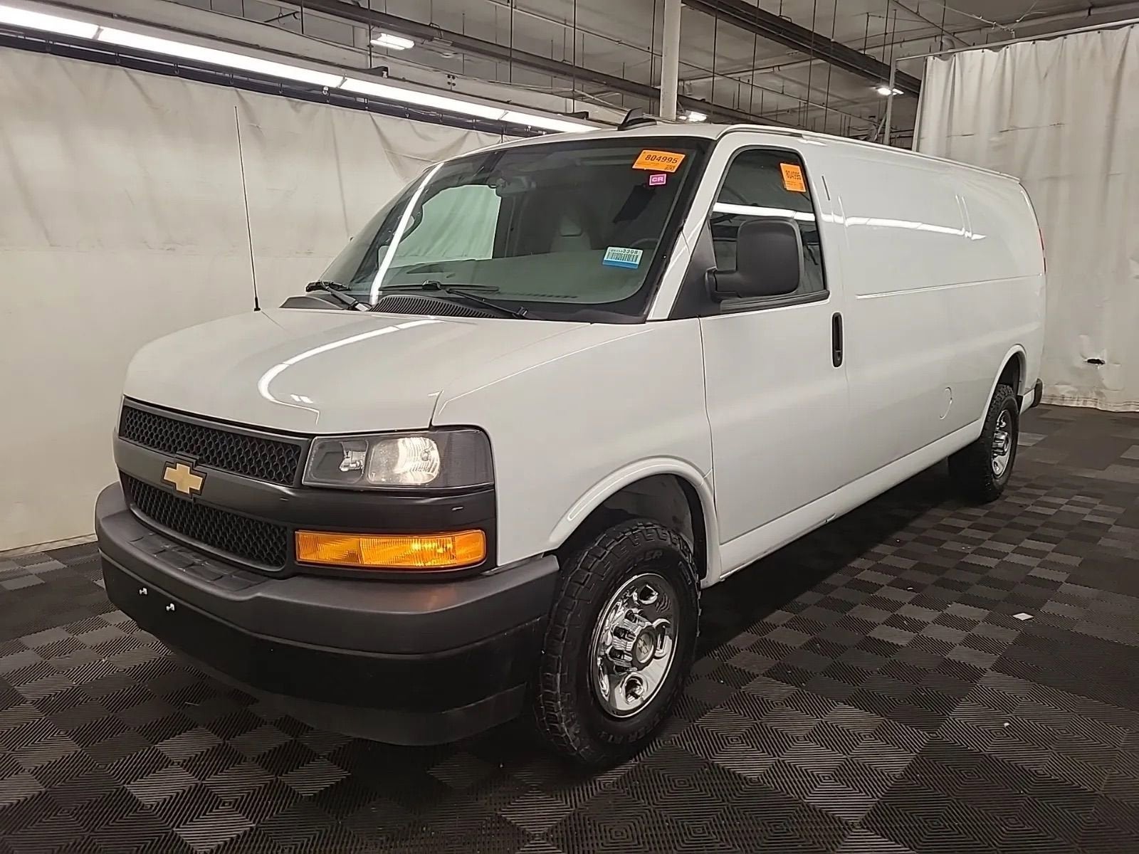2024 Chevrolet Express Cargo 2500 WT