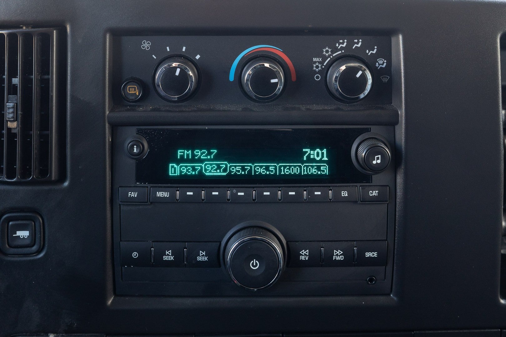 2025 Chevrolet Express Cargo 2500 WT