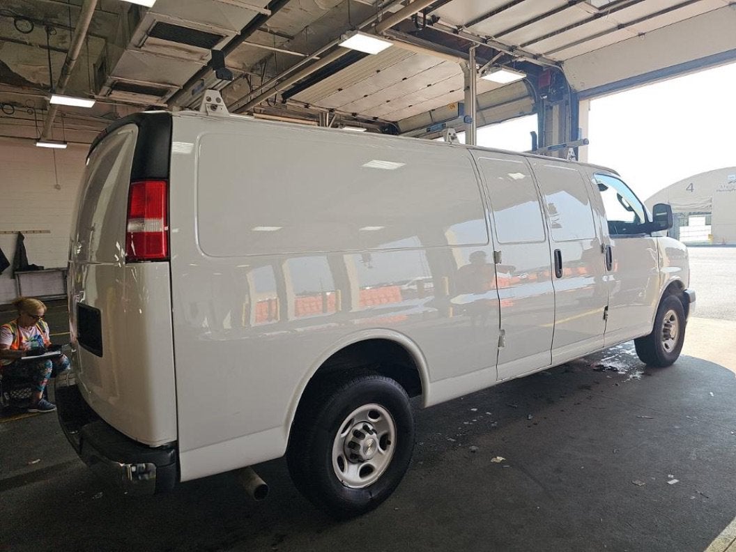 2022 Chevrolet Express Cargo 2500 2500 RWD 155