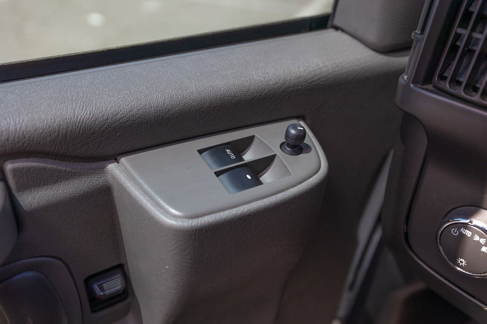 2023 Chevrolet Express Cargo 2500 WT
