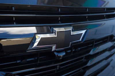 2025 Chevrolet Suburban RST