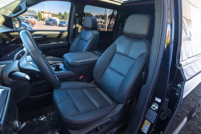 2025 Chevrolet Suburban RST