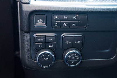 2025 Chevrolet Suburban RST