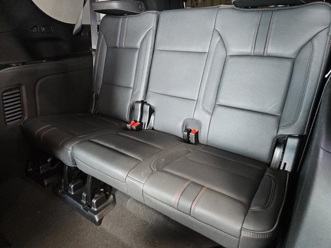 2025 Chevrolet Suburban RST