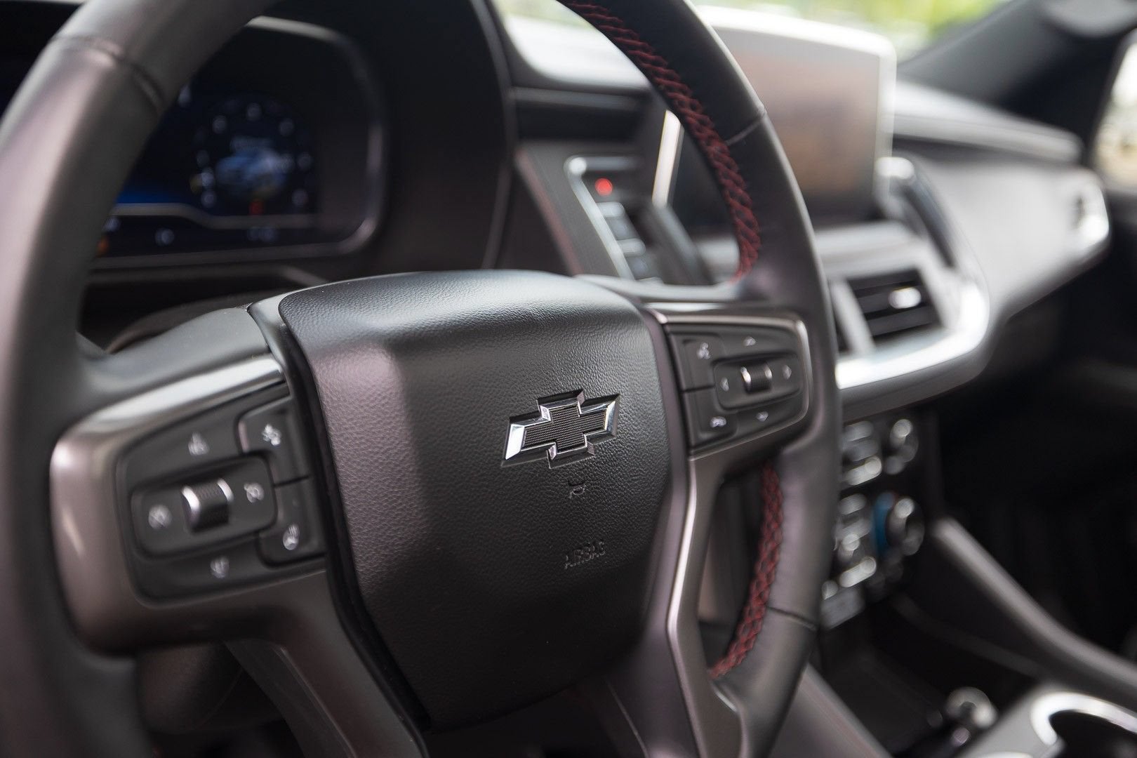 2024 Chevrolet Suburban RST