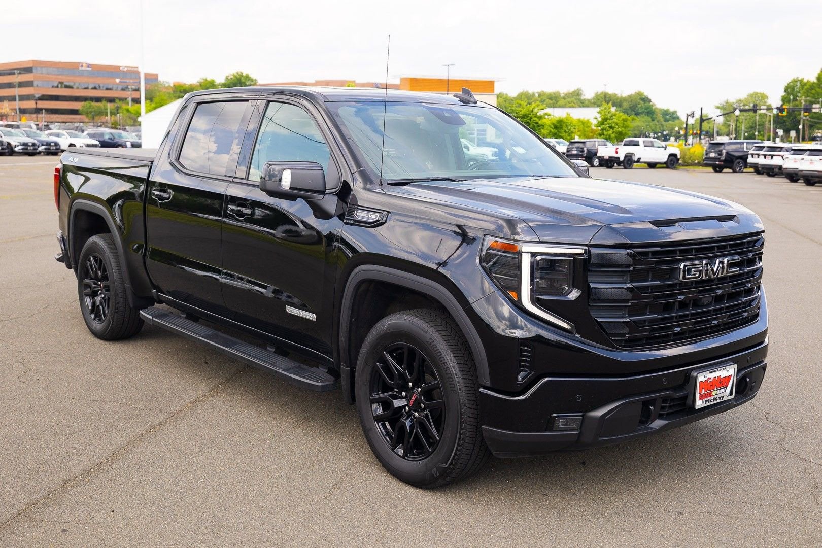 2024 GMC Sierra 1500 Elevation