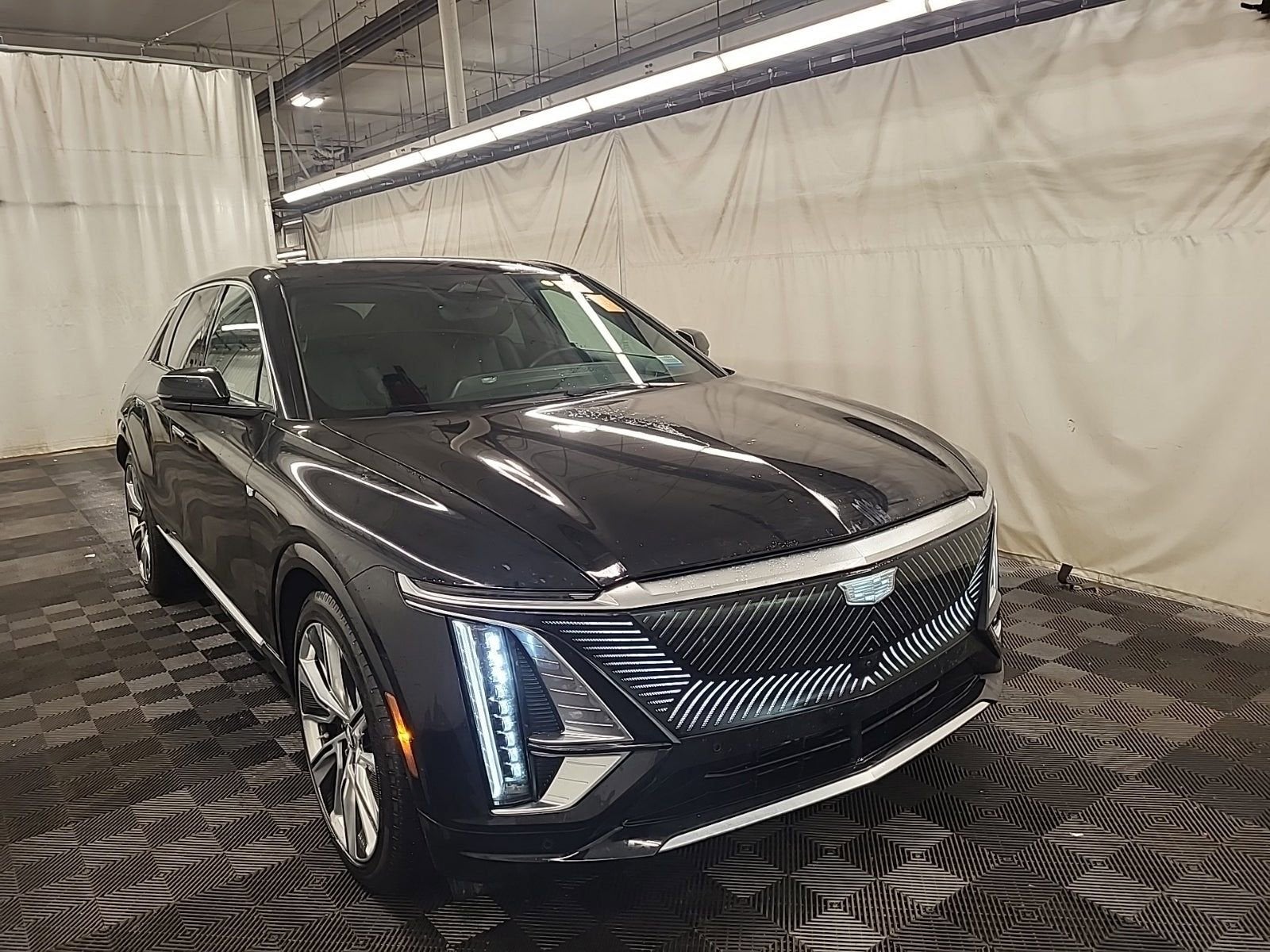 2023 Cadillac LYRIQ Luxury