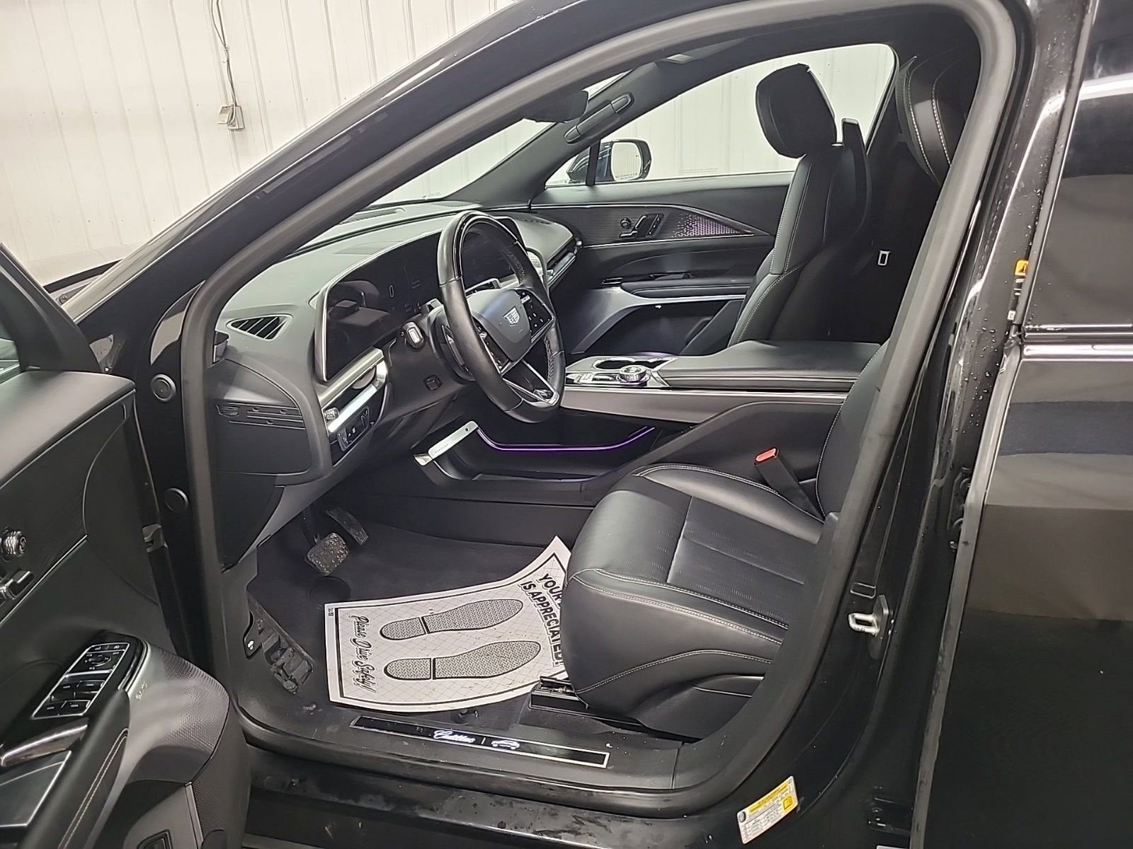 2023 Cadillac LYRIQ Luxury