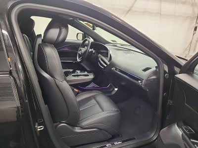 2023 Cadillac LYRIQ Luxury