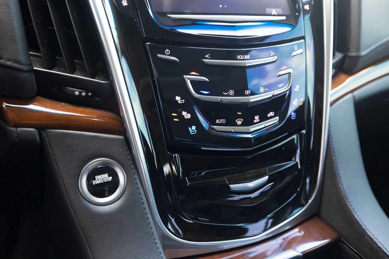 2020 Cadillac Escalade Luxury