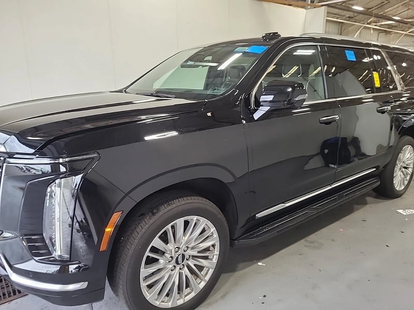 2025 Cadillac Escalade ESV Premium Luxury