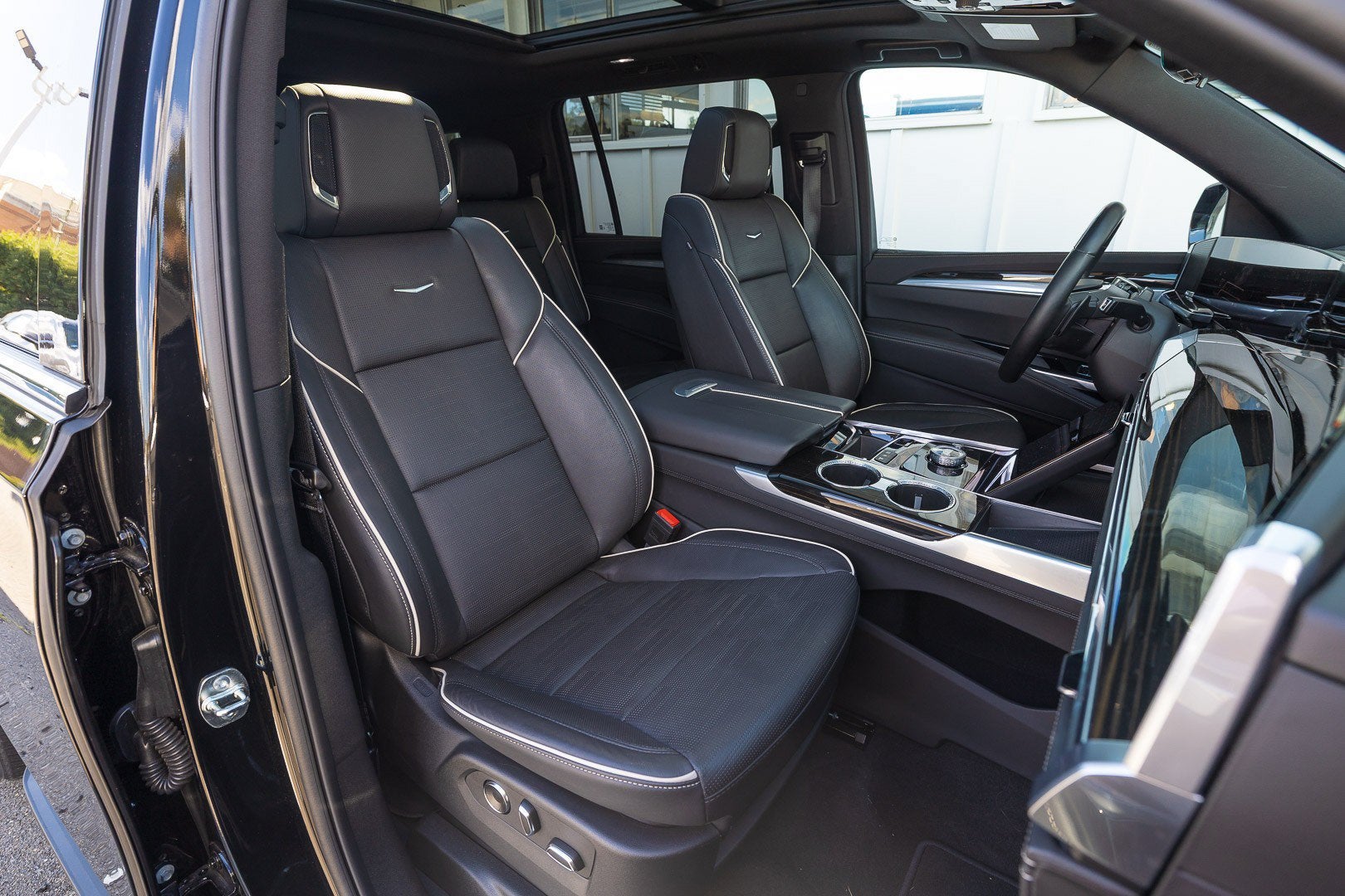 2025 Cadillac Escalade ESV Premium Luxury