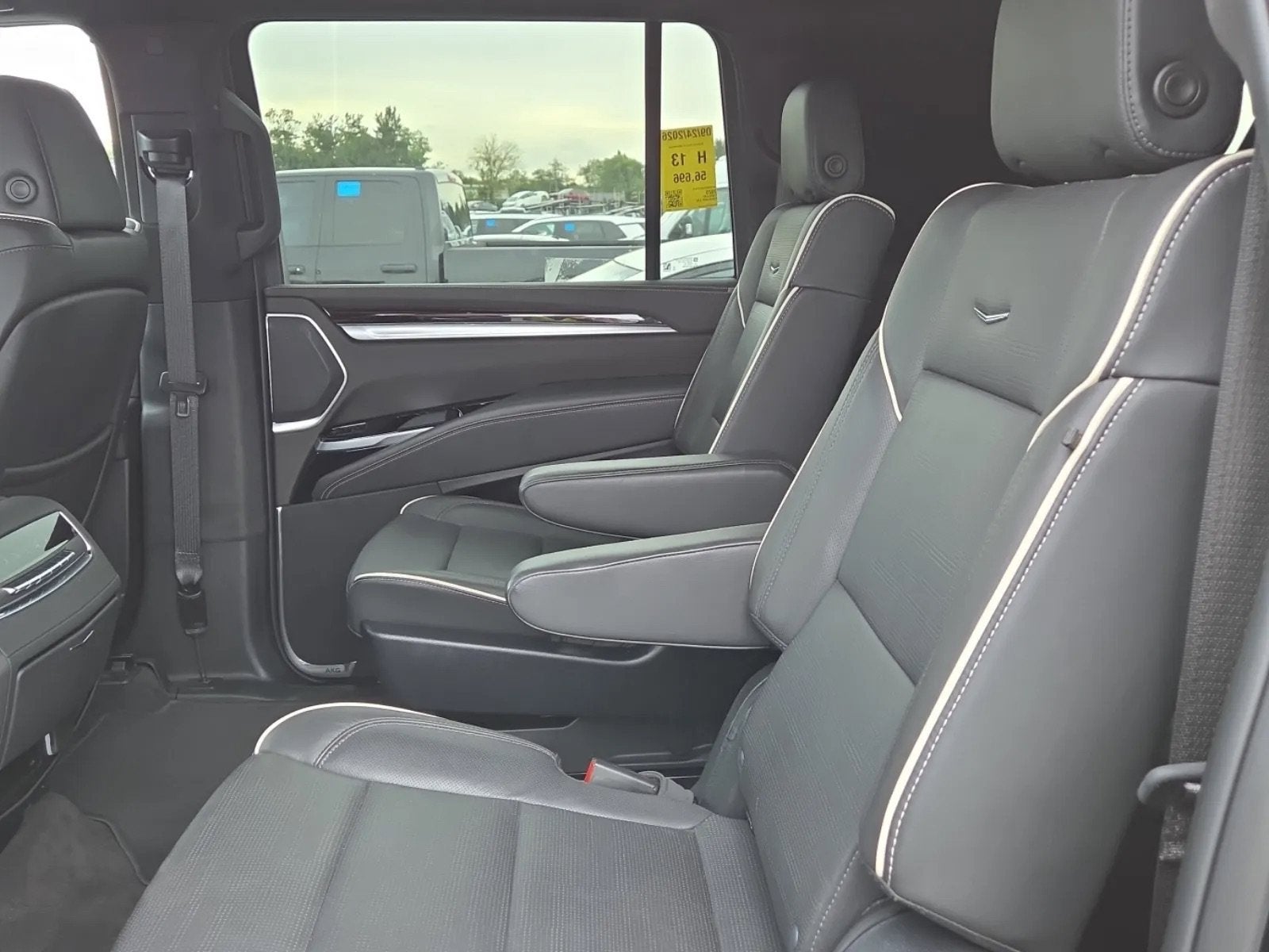 2025 Cadillac Escalade ESV Premium Luxury