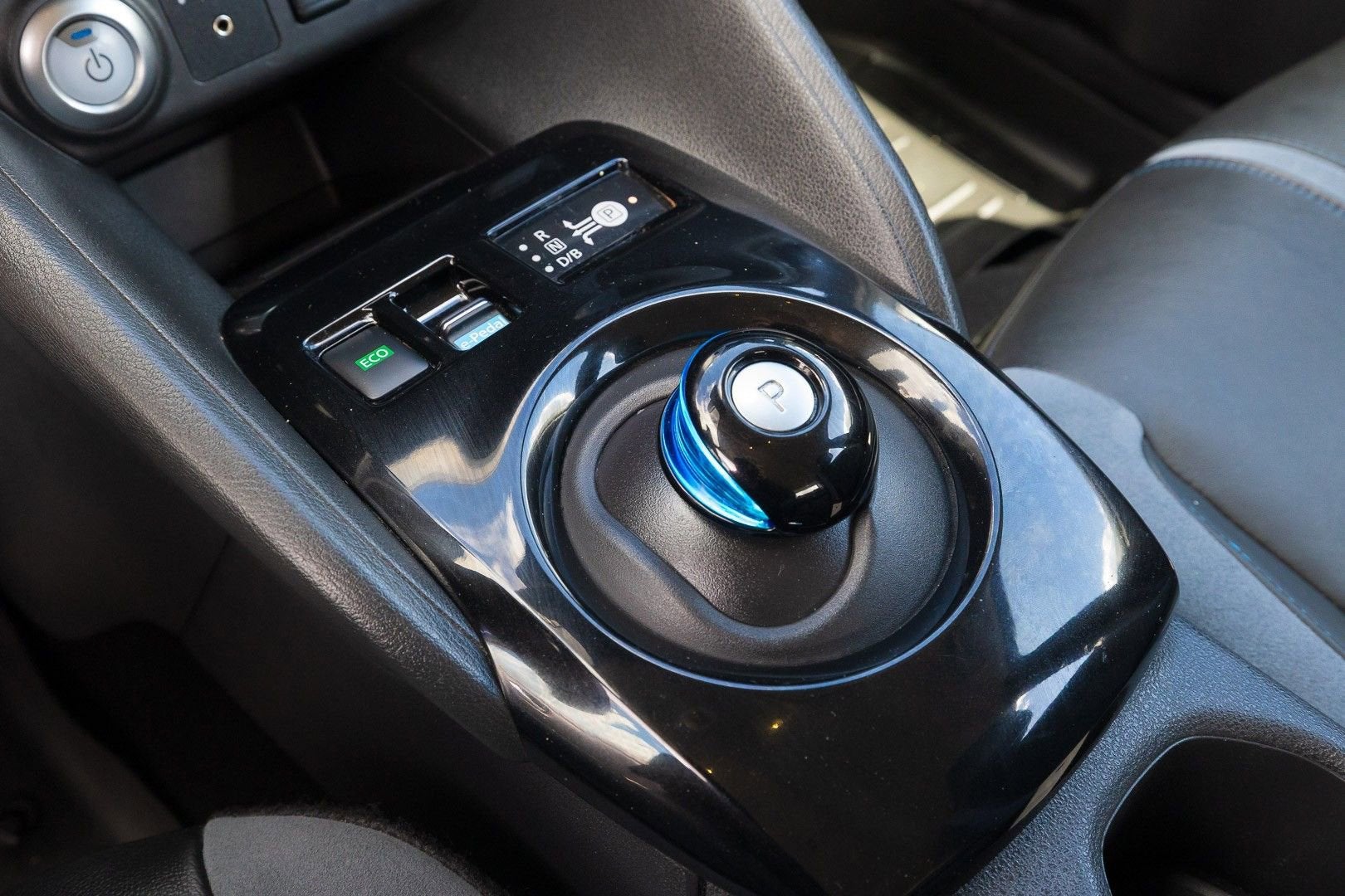 2019 Nissan LEAF SL