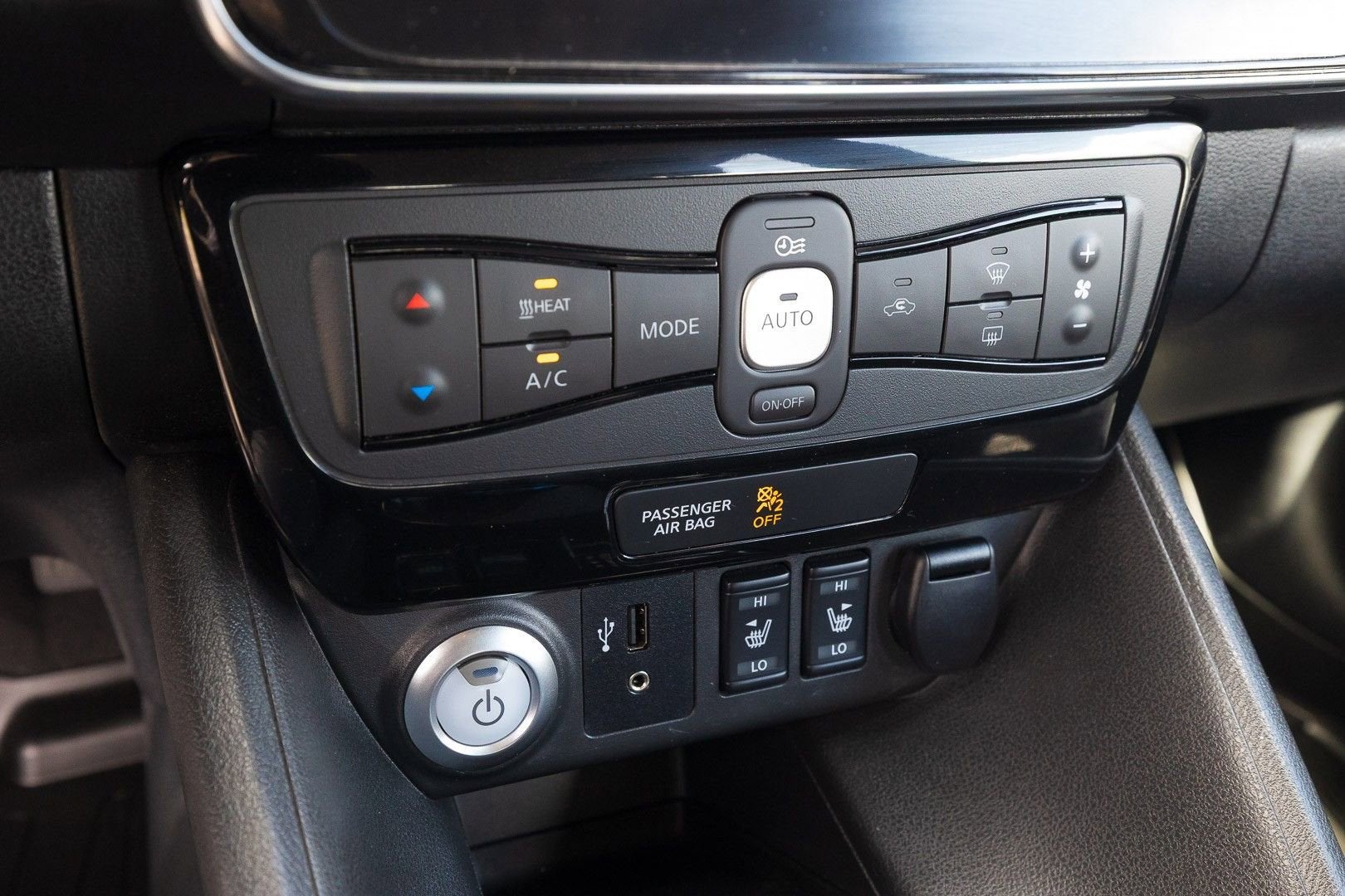 2019 Nissan LEAF SL