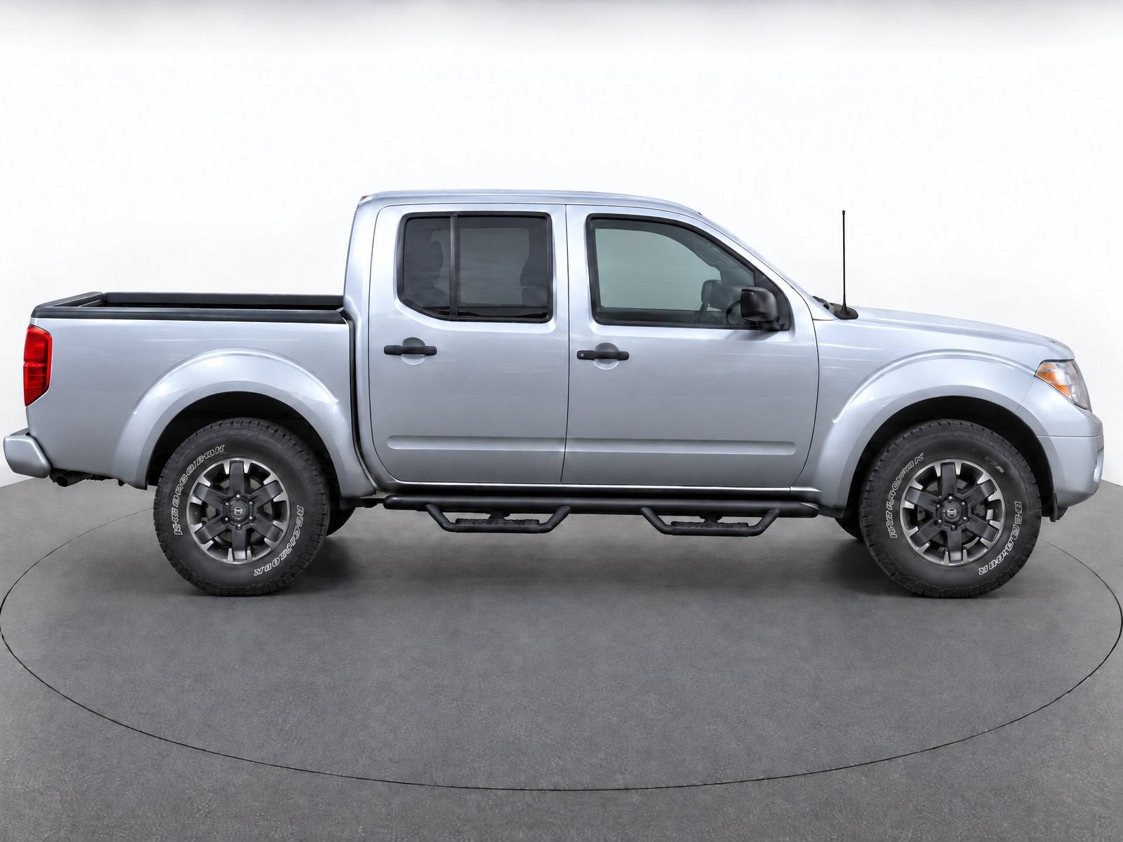 2019 Nissan Frontier Desert Runner
