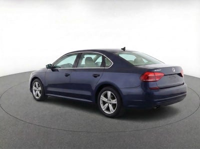 2014 Volkswagen Passat SE