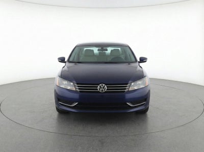 2014 Volkswagen Passat SE