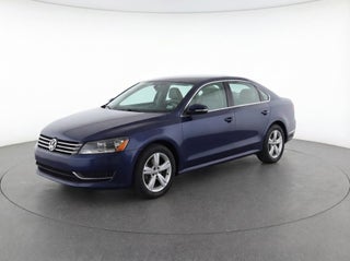 2014 Volkswagen Passat SE