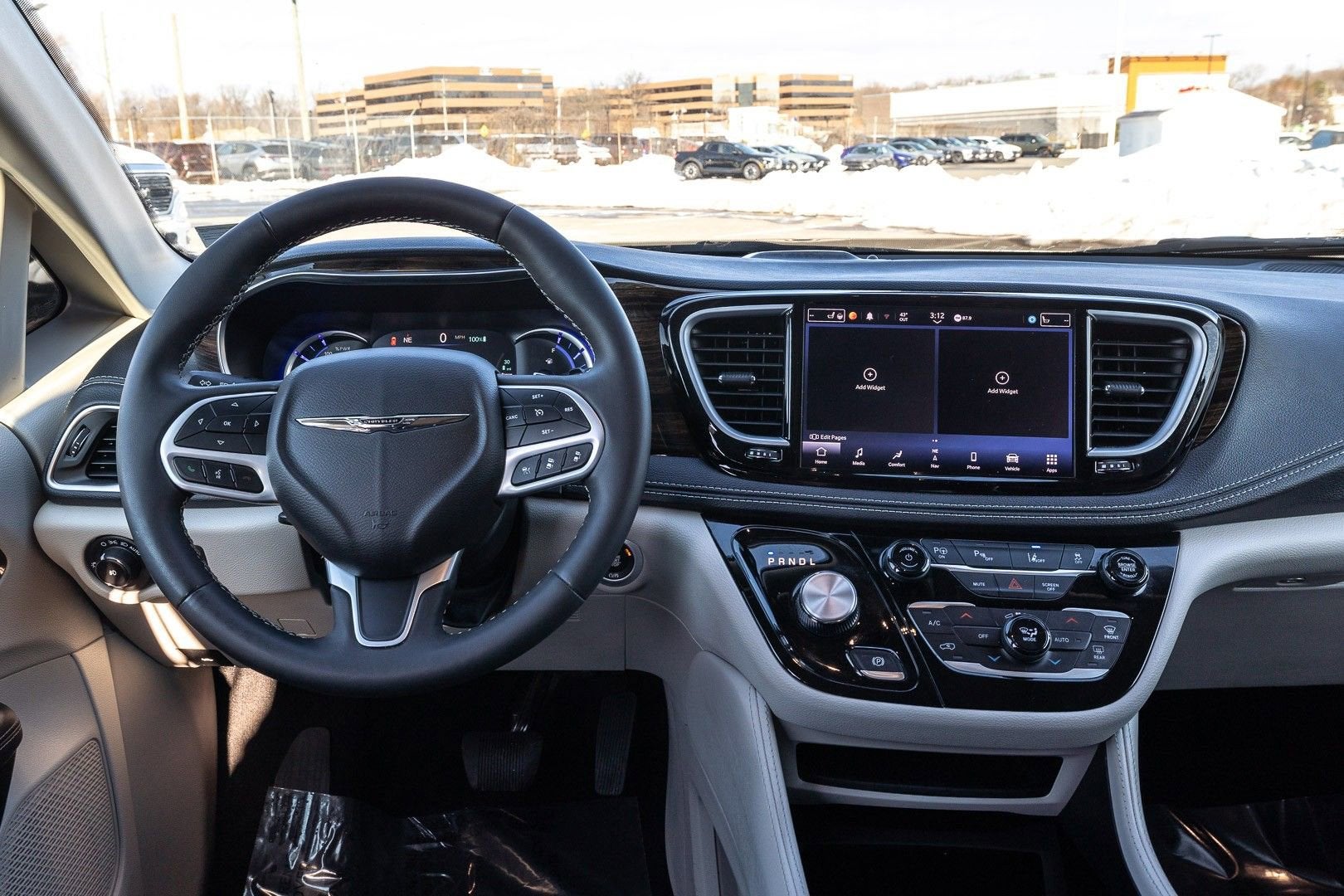 2023 Chrysler Pacifica Hybrid Limited