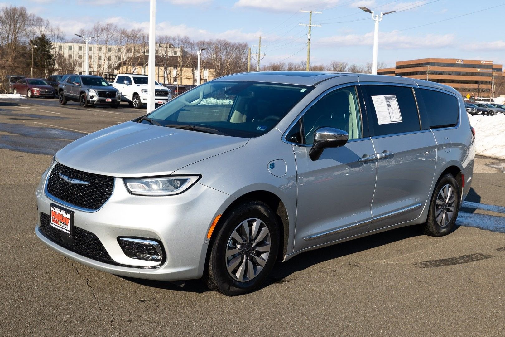 2023 Chrysler Pacifica Hybrid Limited