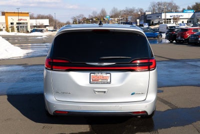 2023 Chrysler Pacifica Hybrid Limited