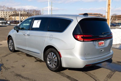 2023 Chrysler Pacifica Hybrid Limited