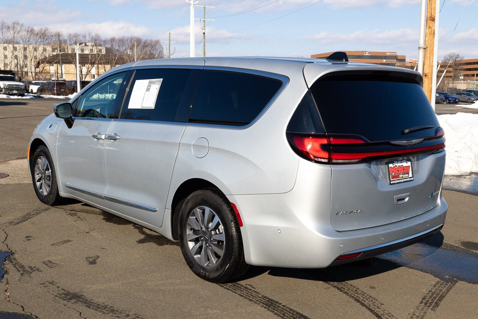 2023 Chrysler Pacifica Hybrid Limited