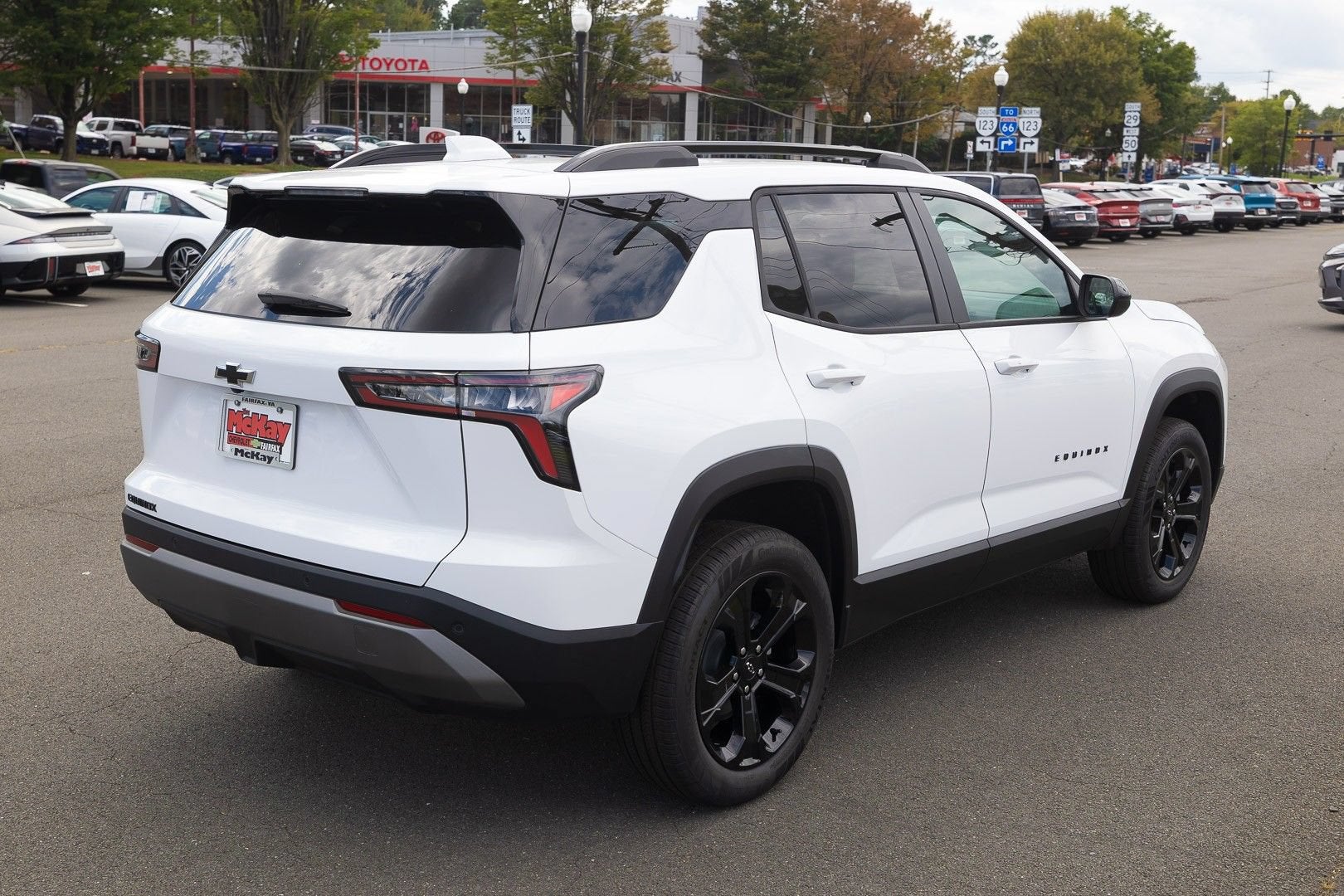 2027 Chevrolet Equinox LT