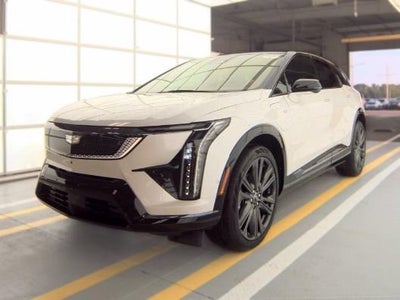 2025 Cadillac OPTIQ Sport 2