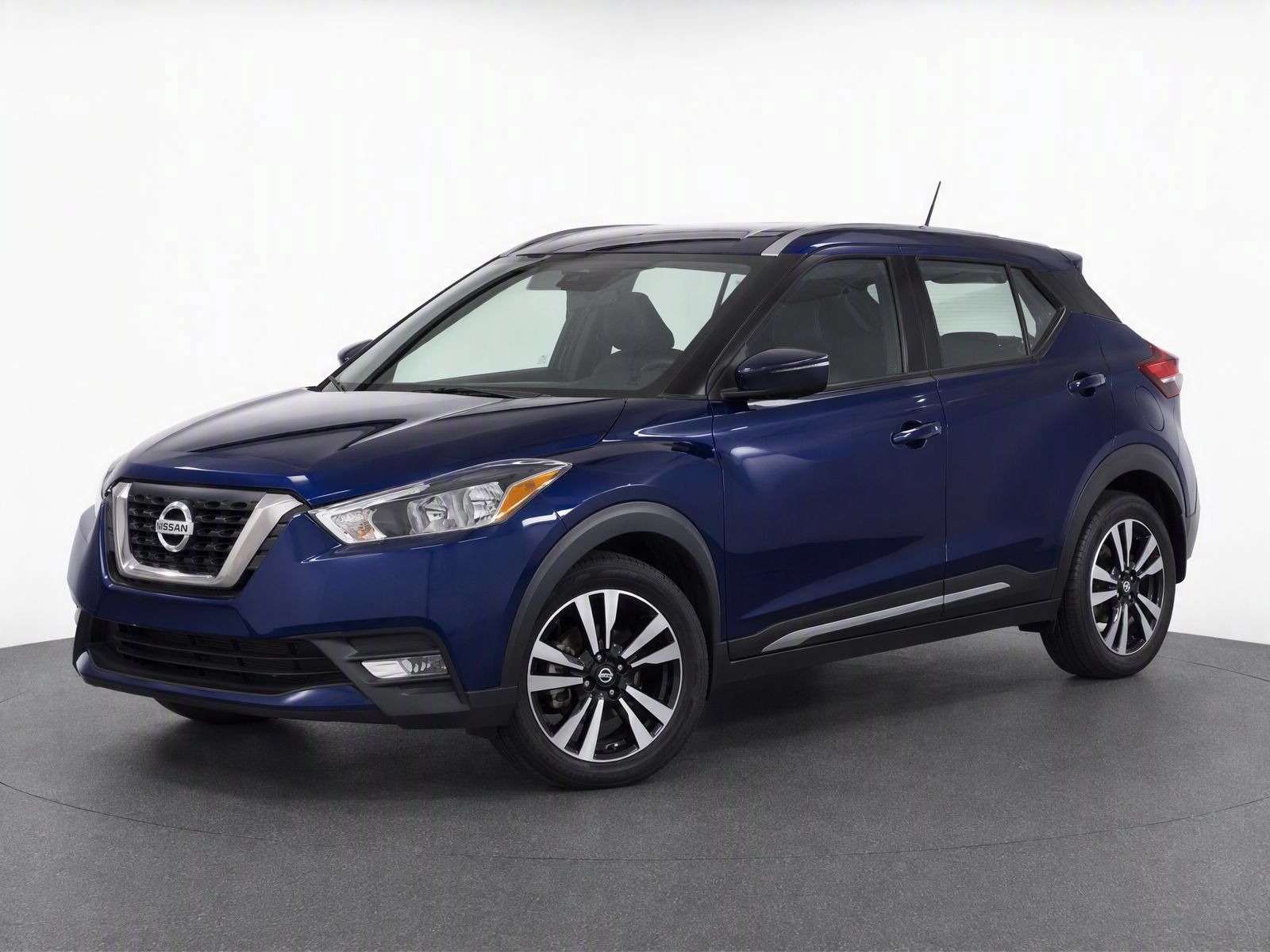 2019 Nissan Kicks SR