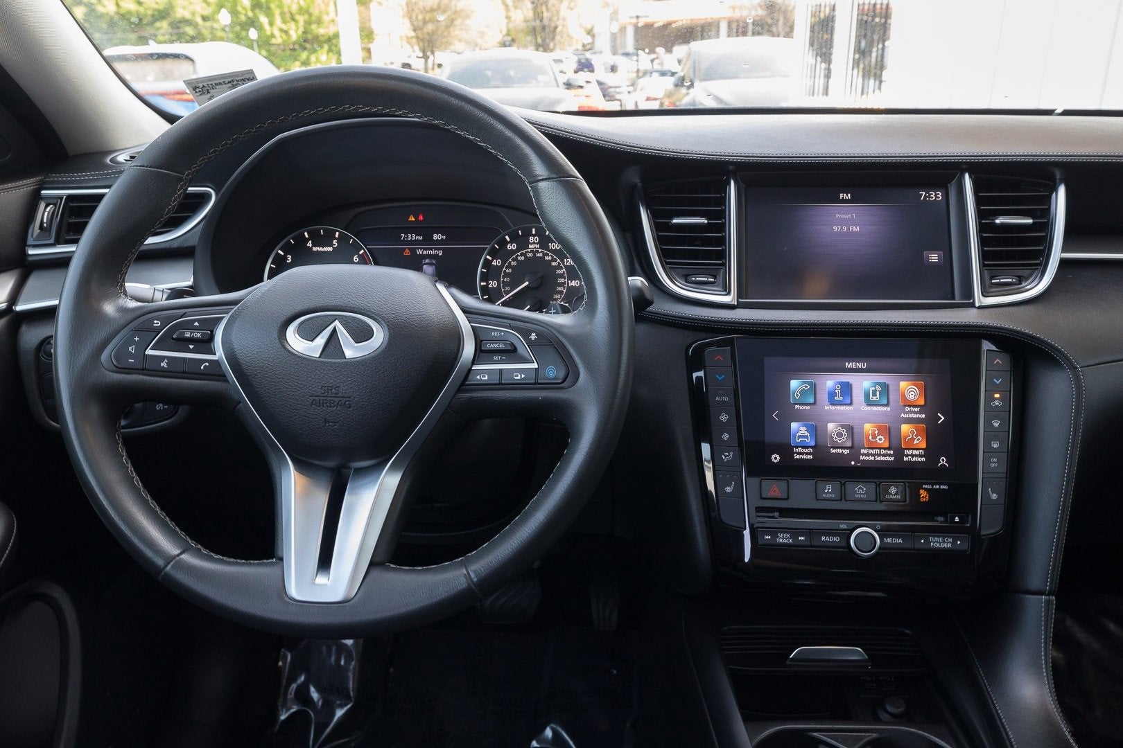 2022 INFINITI QX50 LUXE