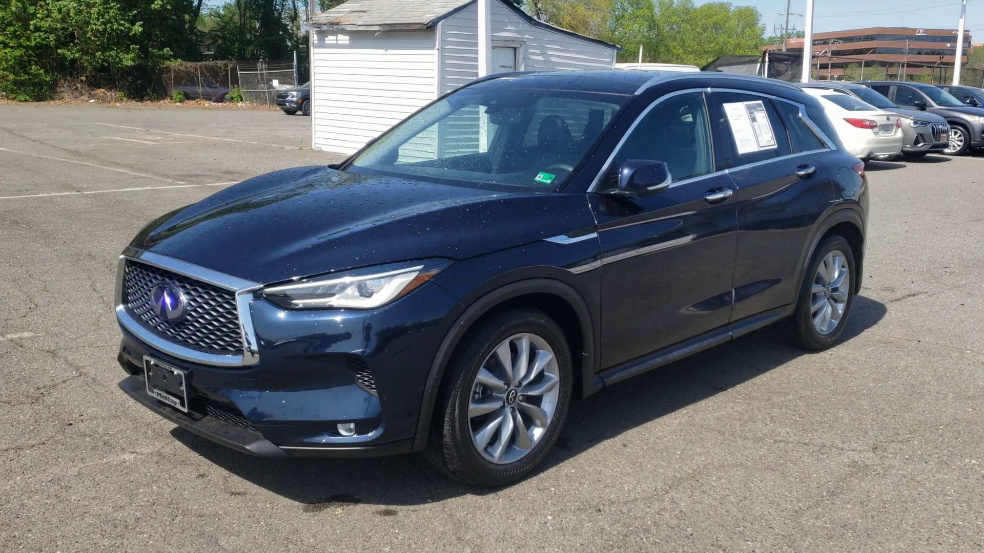 2022 INFINITI QX50 LUXE